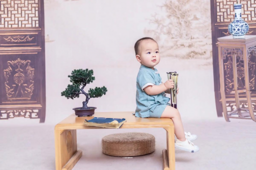 南漳宝宝汗毛重怎么办